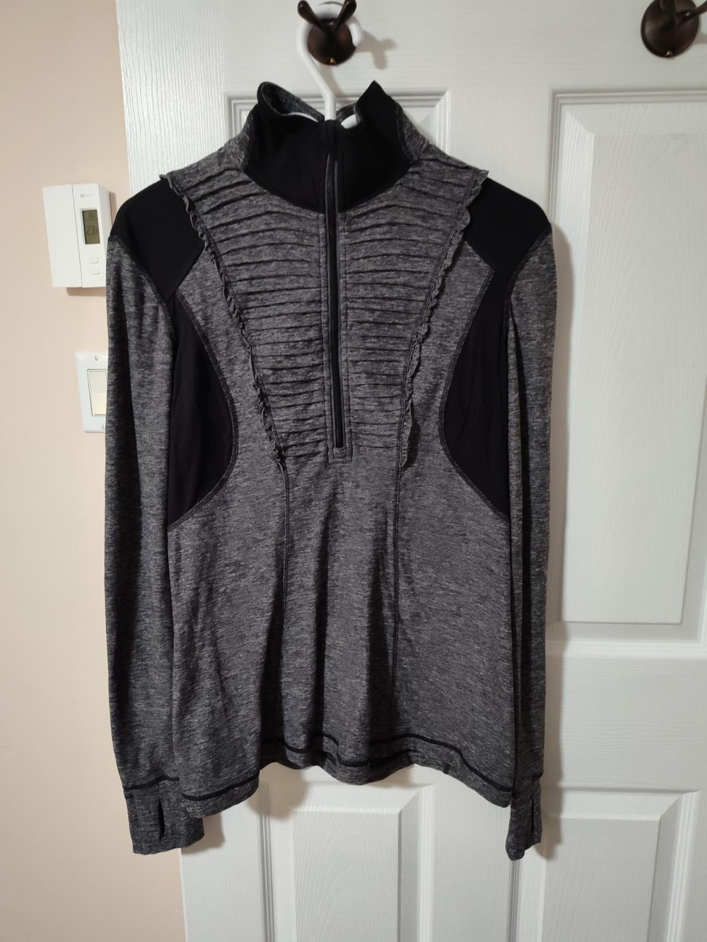 Lululemon Rulu Half Zip Pullover – Size 8